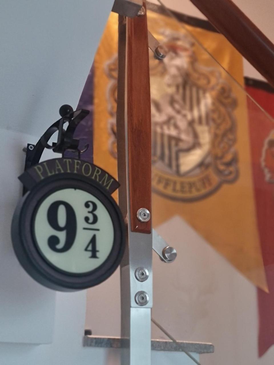The Hidden Hogwarts - Nearly Bui Vien Walking Street Aparthotel Bandar Ho Chi Minh Luaran gambar